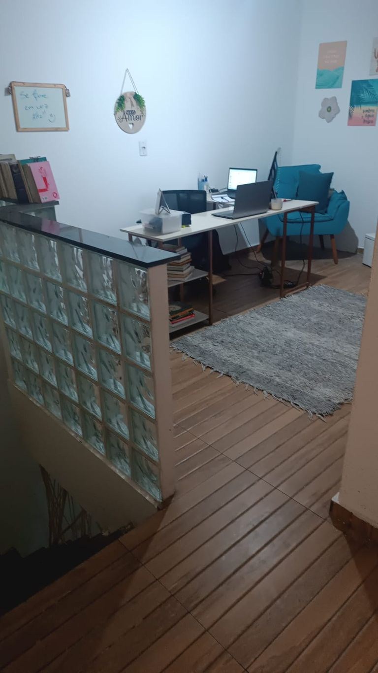 Casa com 2 Suítes, Churrasqueira e Garagem ? Pronta para Morar