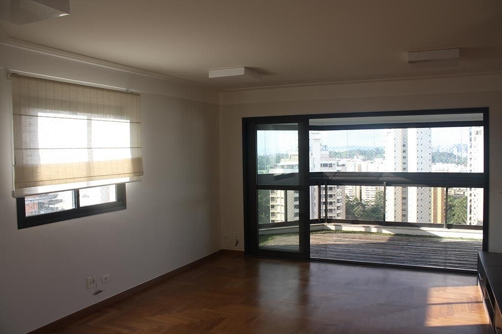 Apartamento à Venda em Morumbi, São Paulo - SP