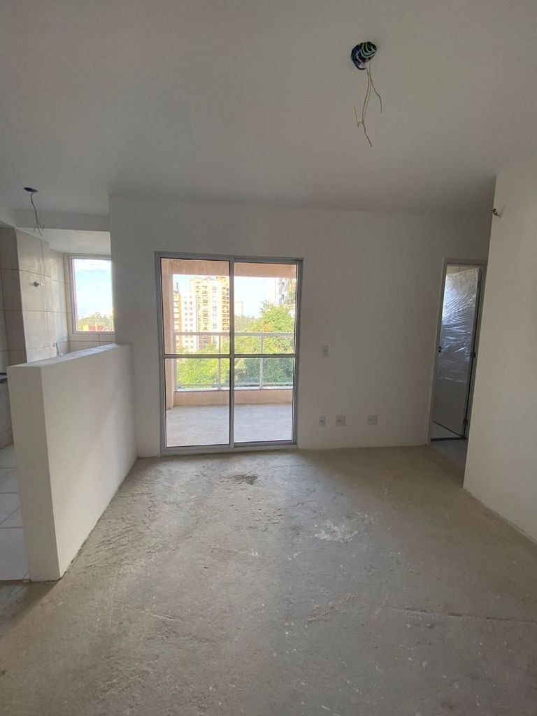 Apartamento à Venda em Jardim Ampliação, São Paulo - SP