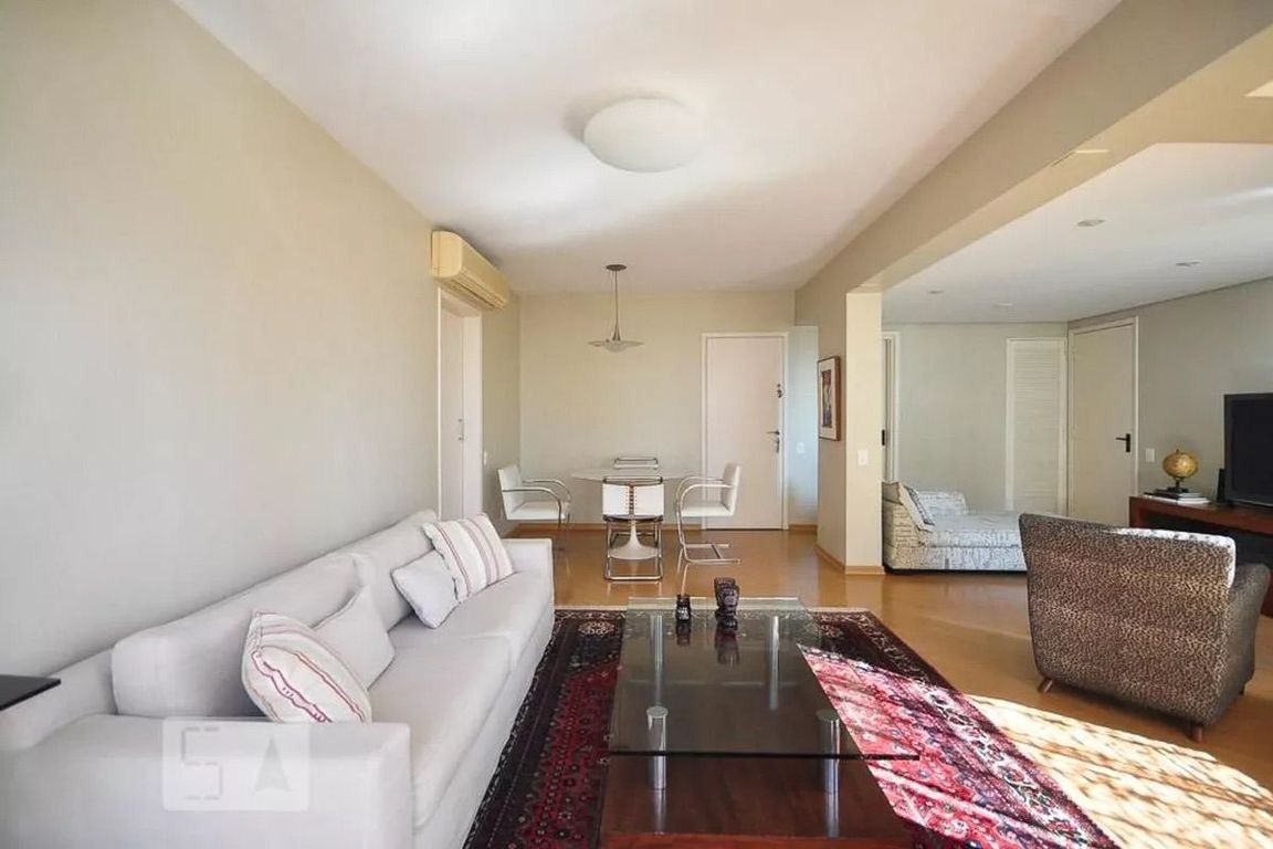 Apartamento à Venda em Vila Andrade, São Paulo - SP