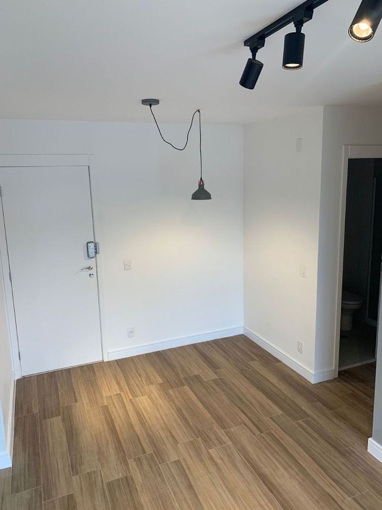Apartamento à Venda em Jardim Santo Antoninho, São Paulo - SP