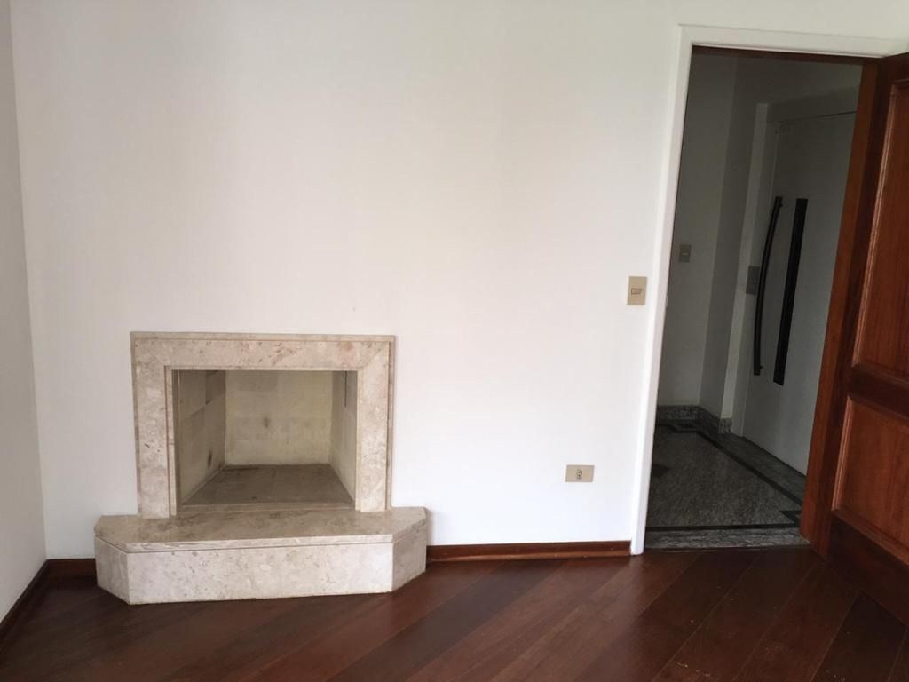 Imperdível oportunidade: Apartamento de 4 quartos, 2 suítes na Vila Andrade, São Paulo-SP! Venha conferir!