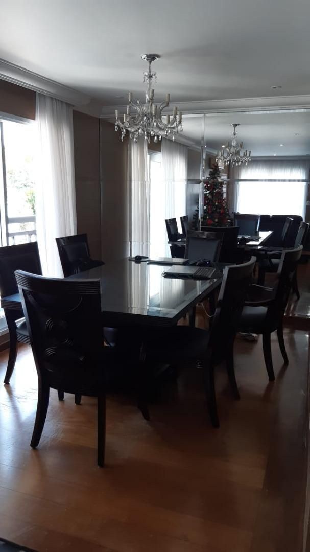 Apartamento à Venda em Real Parque, São Paulo - SP