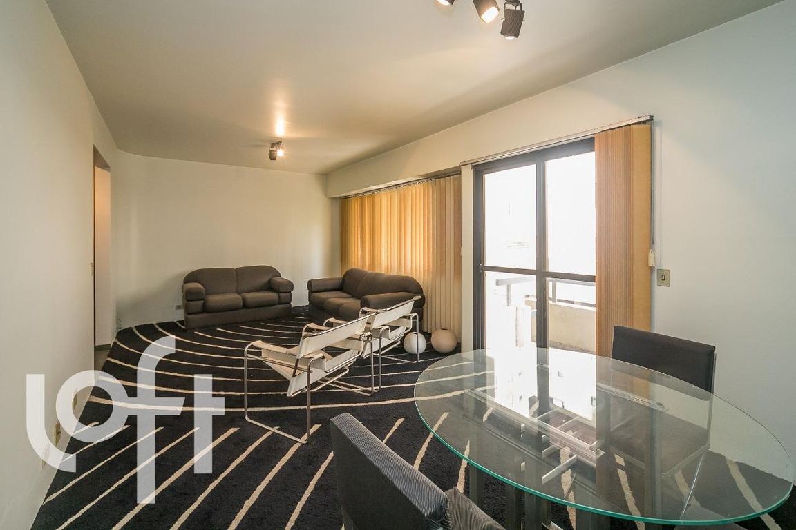 Apartamento à Venda em Jardim Ampliação, São Paulo - SP