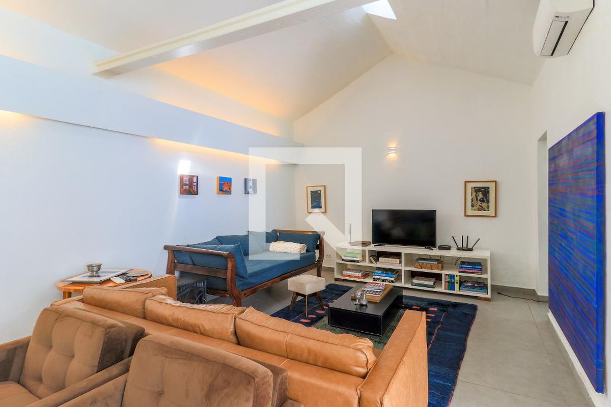 Casa à Venda - Brooklin, 3 Quartos,  300 m2