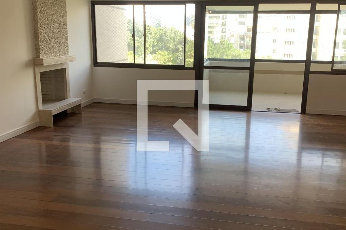 Apartamento à Venda - Real Parque, 3 Quartos,  185 m2