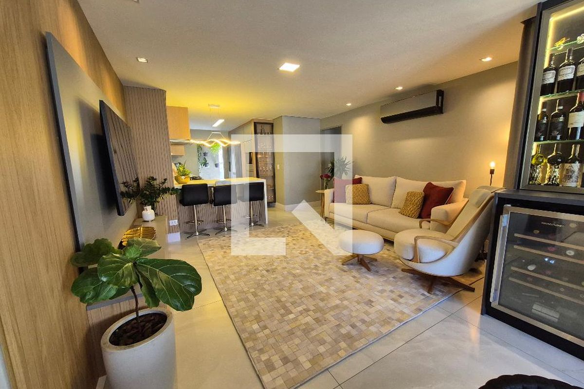 Apartamento à Venda - Real Parque, 3 Quartos,  125 m2