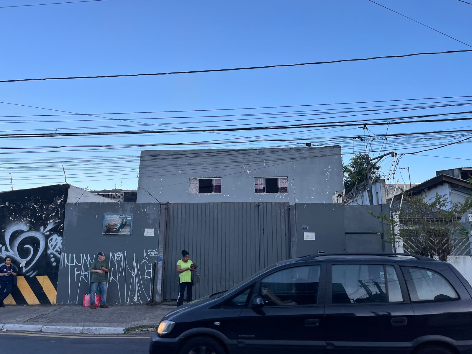 Galpão Comercial para aluguel no Butantã, São Paulo-SP: 2 Banheiros, 2 Vagas de Garagem, 350m²