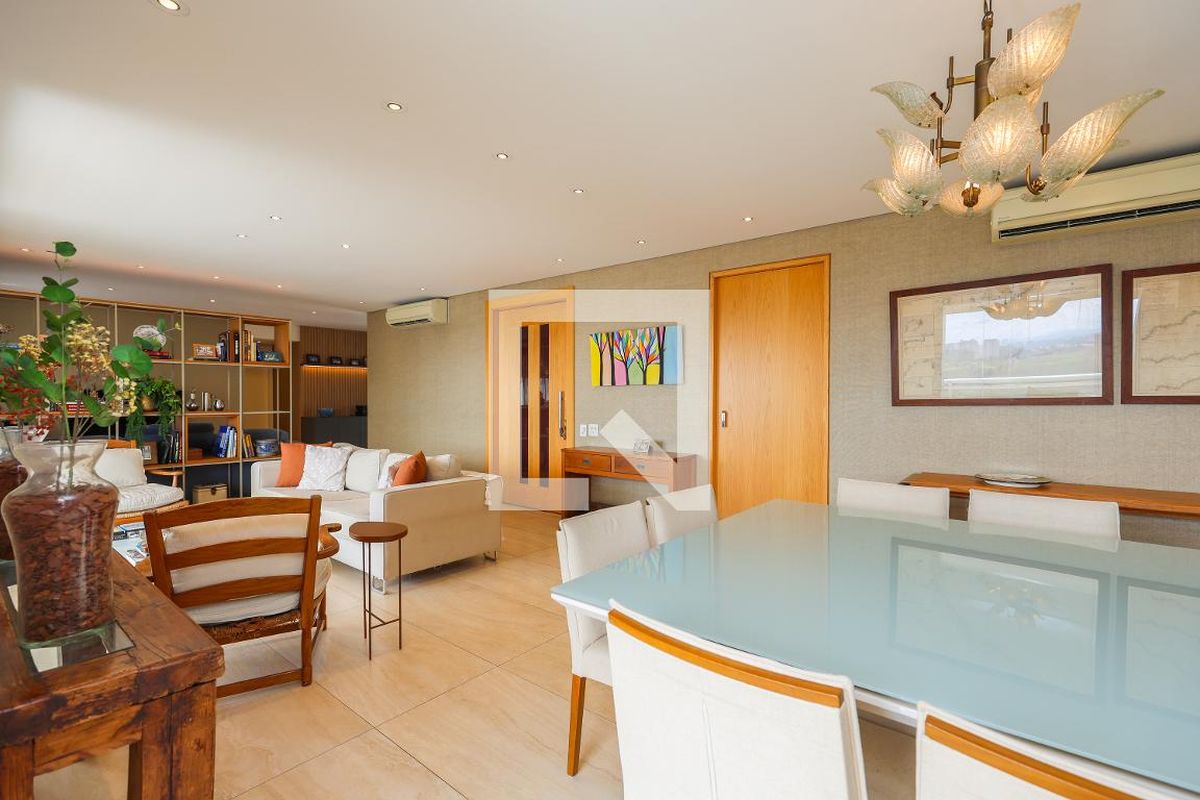 Apartamento à Venda - Panamby, 3 Quartos,  200 m2