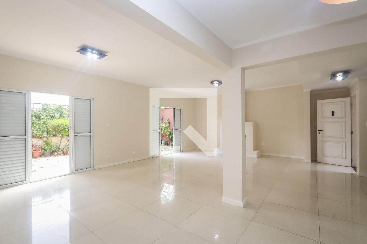 Casa à Venda - Real Parque, 3 Quartos,  350 m2