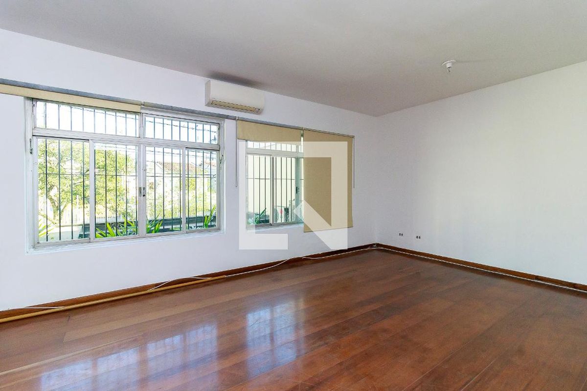 Casa à Venda - Brooklin, 3 Quartos,  250 m2