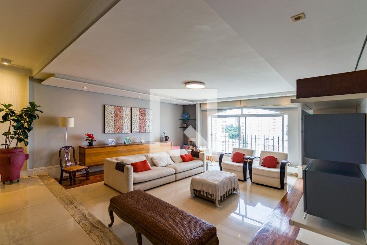 Apartamento à Venda - Real Parque, 4 Quartos,  220 m2
