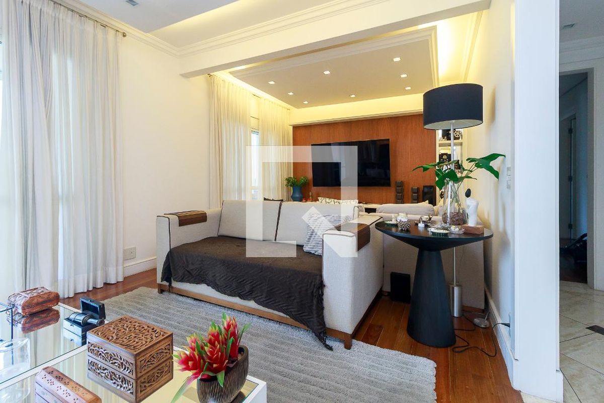 Apartamento à Venda - Brooklin, 3 Quartos,  200 m2