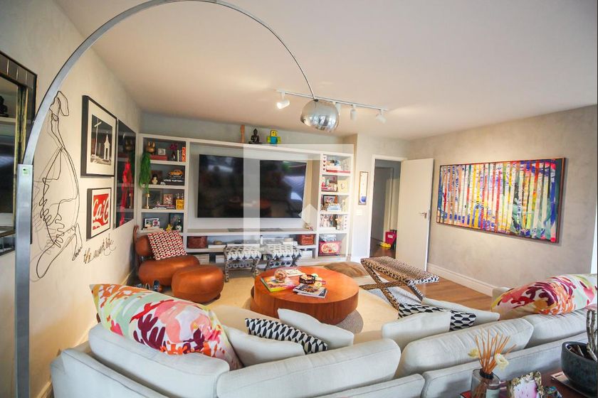 Apartamento à Venda - Real Parque, 3 Quartos,  210 m2