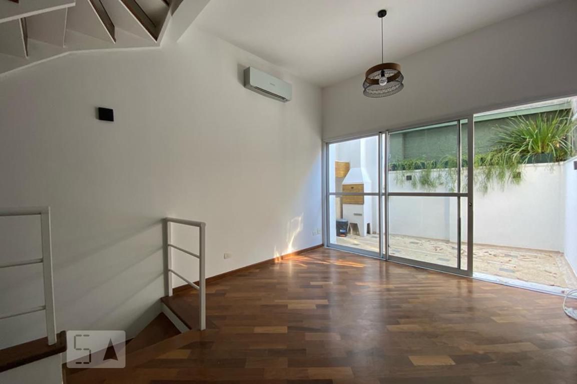 Casa à Venda - Real Parque, 2 Quartos,  110 m2