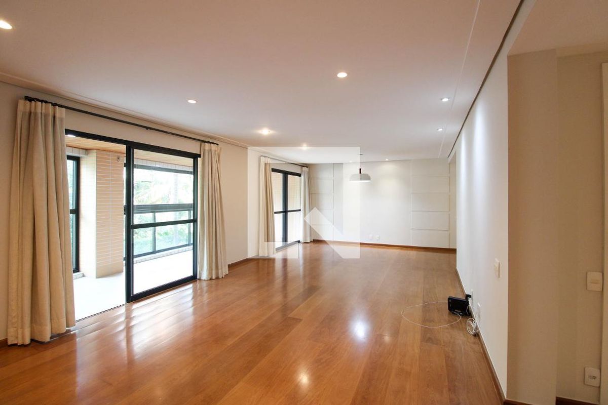 Apartamento à Venda - Panamby, 3 Quartos,  158 m2