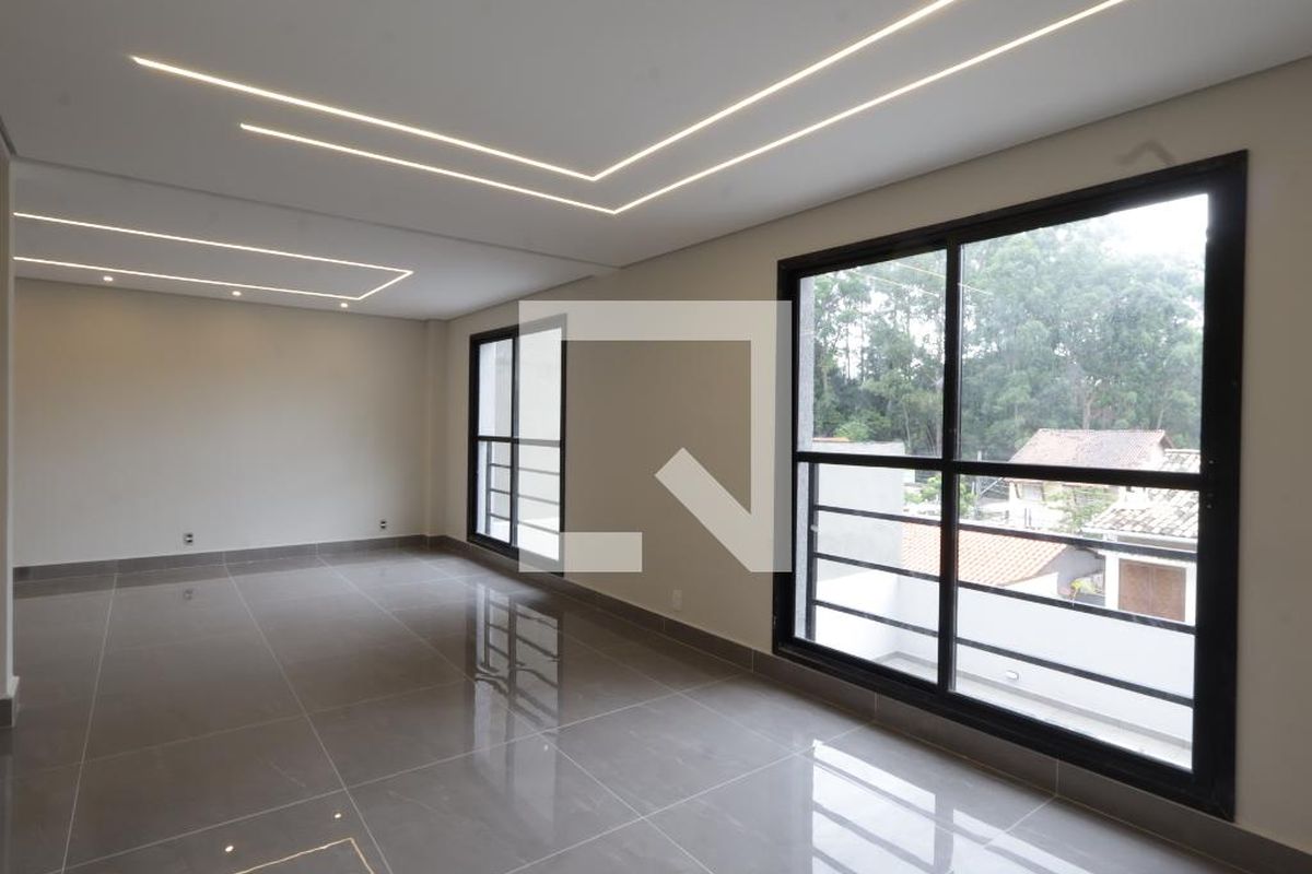 Casa à Venda - Panamby, 3 Quartos,  145 m2